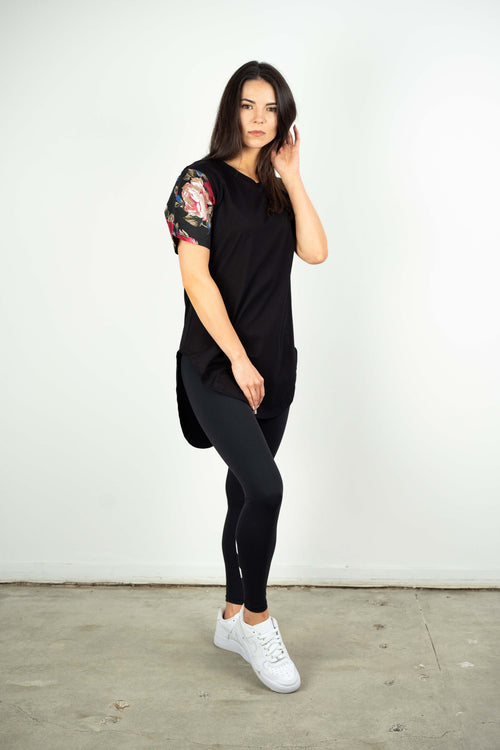 MILA LINA TEE