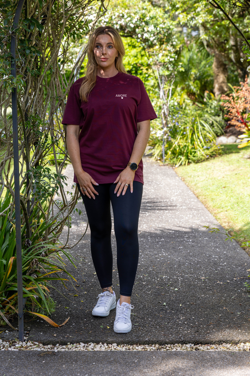 AMORE TEE BURGUNDY